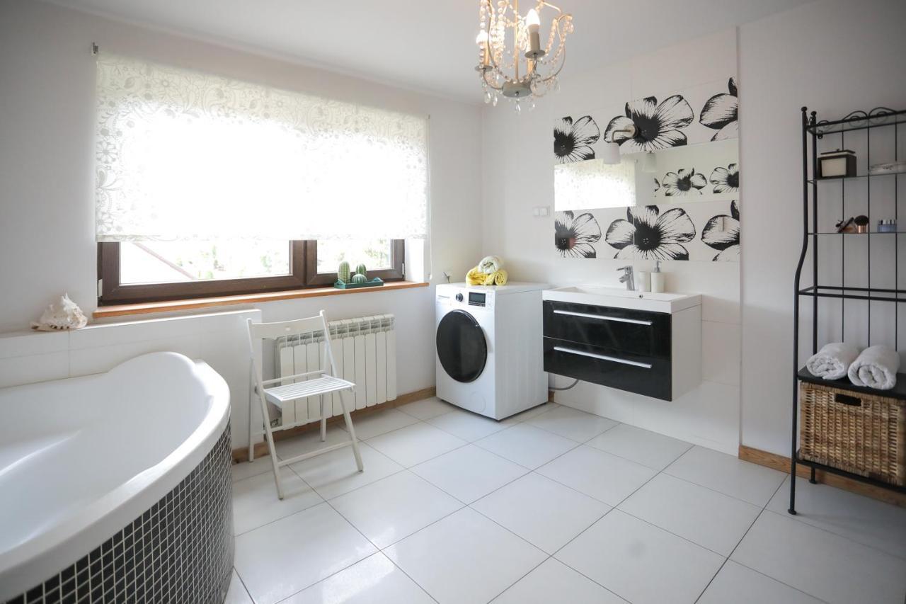 Apartament z kominkiem i dużym ogrodem Janowiec Zewnętrze zdjęcie